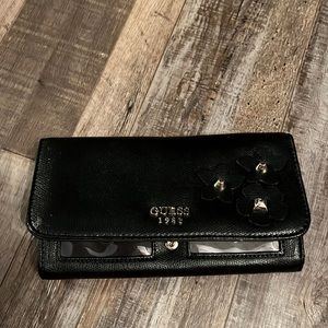 black guess wallet